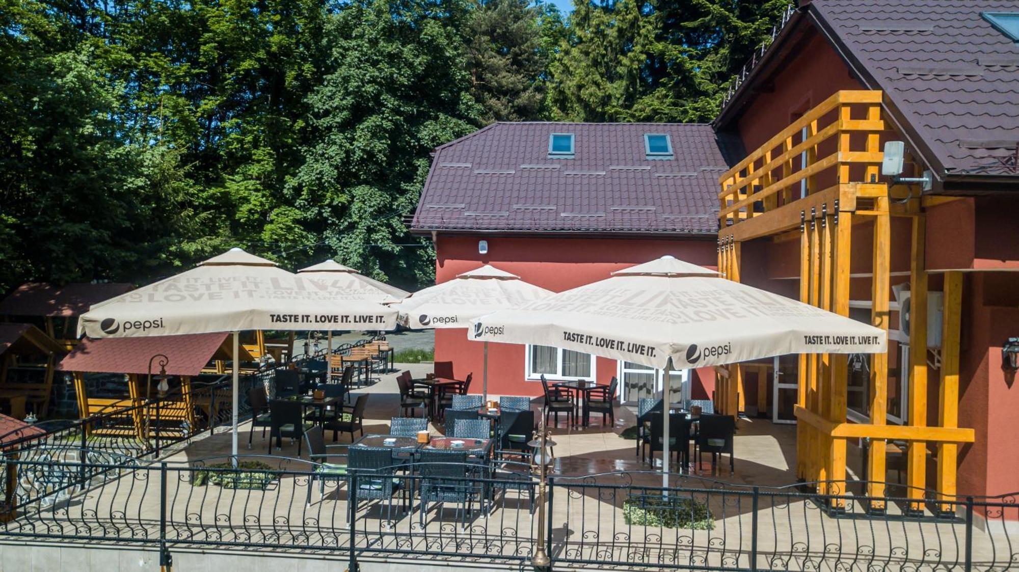 Suior Resort Baza Бая-Сприе Екстериор снимка
