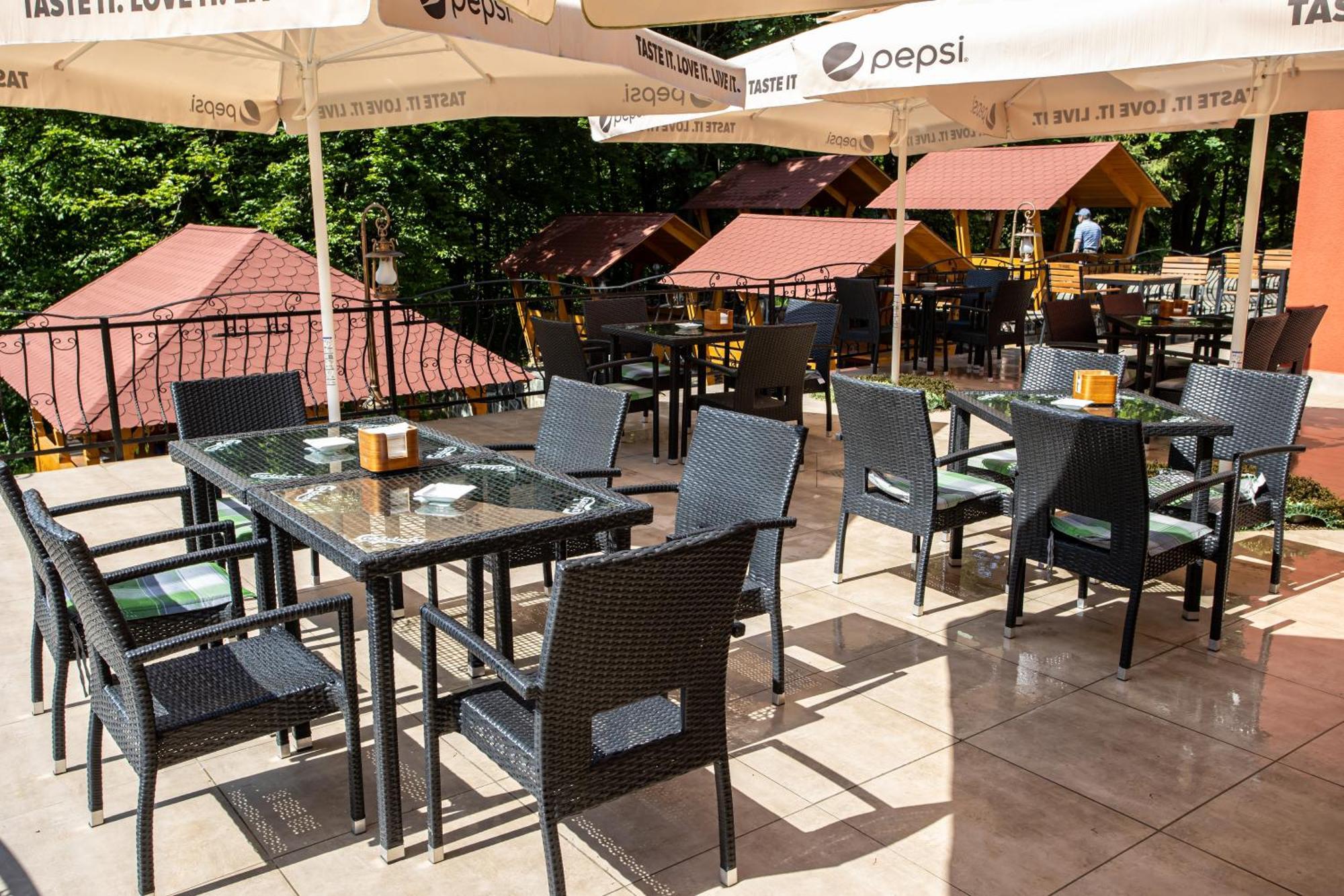 Suior Resort Baza Бая-Сприе Екстериор снимка