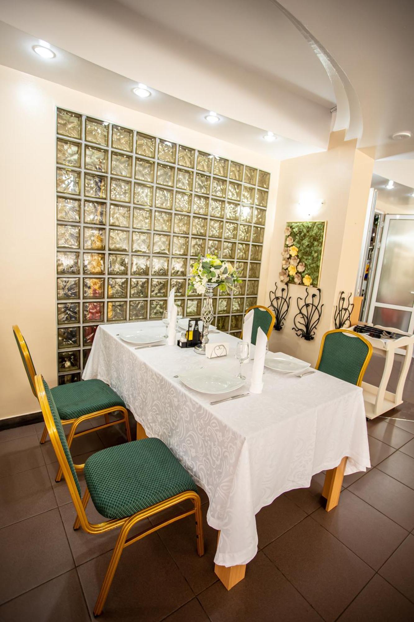 Suior Resort Baza Бая-Сприе Екстериор снимка