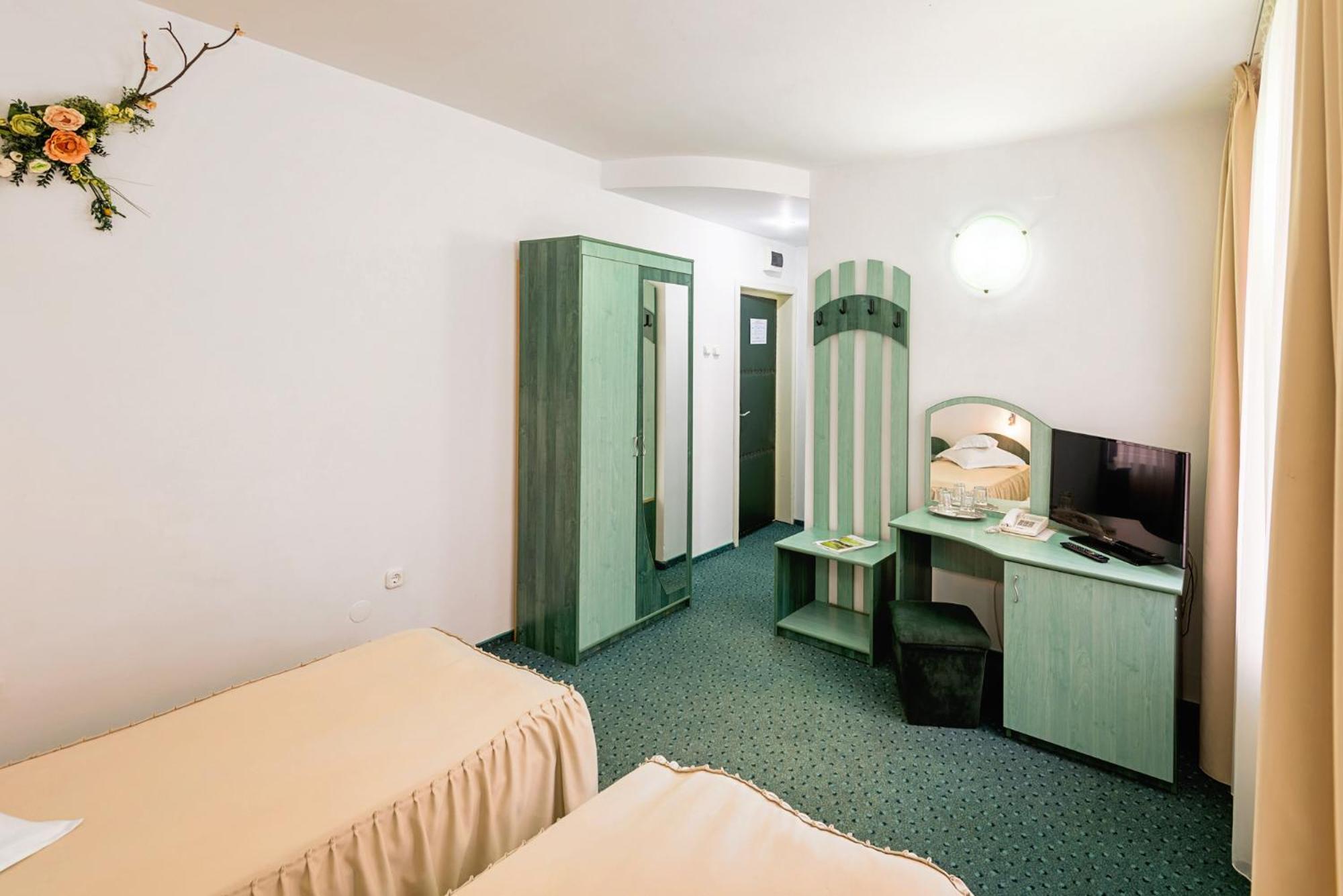 Suior Resort Baza Бая-Сприе Екстериор снимка